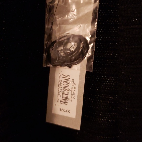 Sweater/Cardigan - Picture 2 of 6